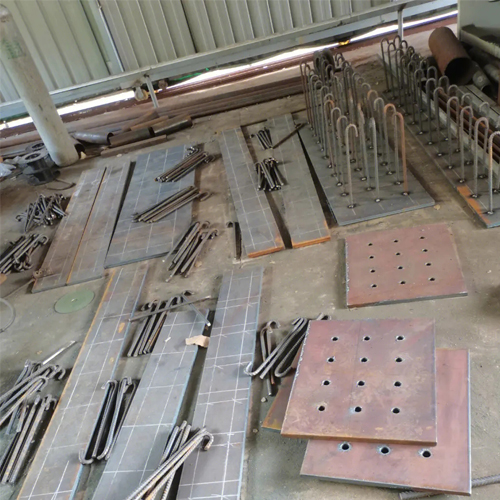 有哪些其他因素会影响哈尔滨预埋件位置的确定？